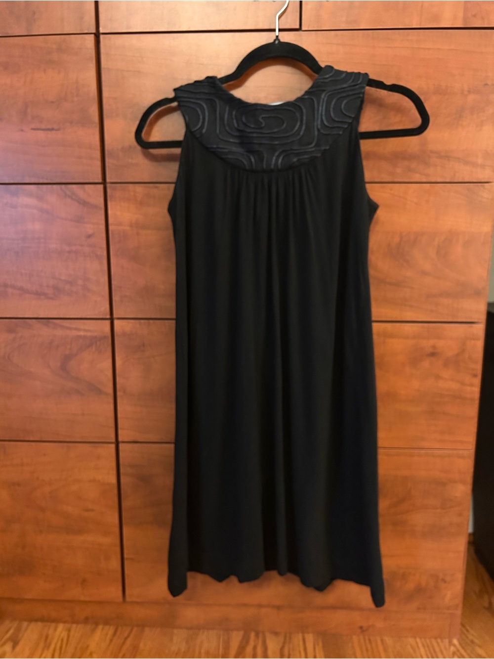 BB Dakota Black Linen Sleeveless Shift Dress XS | Embroidered Yoke | Boho